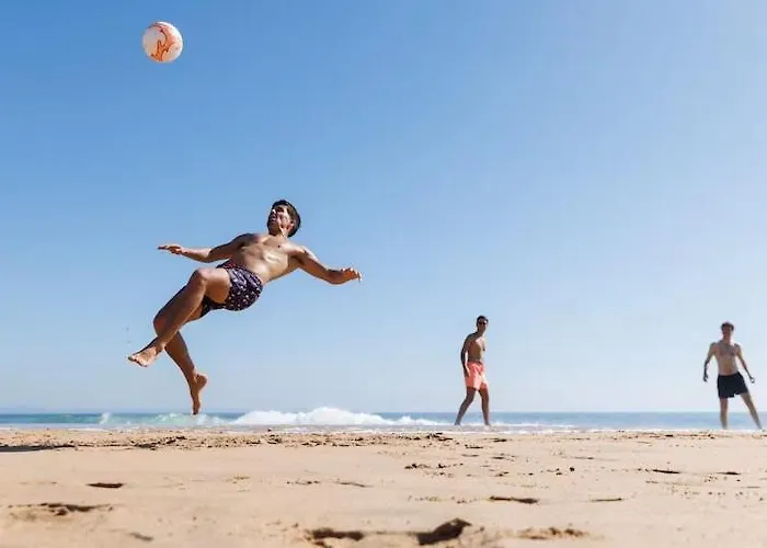 Homes With Terraces, Large Garden Tatil Evi